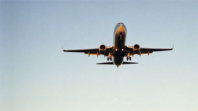 startendes Flugzeug