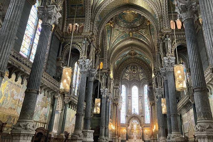 Das Innere der Notre Dame de Fourviere